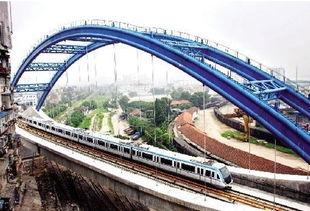 武汉轻轨站爆料新闻,紧急救援与乘客疏散纪实